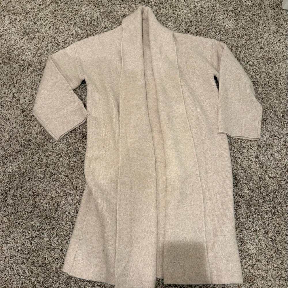 Elegant Cream Long Sweater - Picture 5 of 6